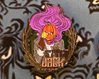 Magnetic “The Stingy Jack” 2026 Scalloween pin GITD