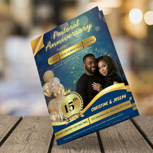 Mall för flygblad för pastoral jubileum, blått och guldigt kyrkligt evenemang (Canva)