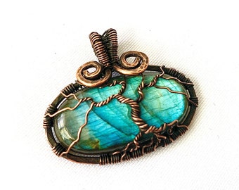 Tree of Life Pendant - Labradorite and Oxidized Copper Wire  1 3/8" (35 mm) x 1 5/8" (43 mm)