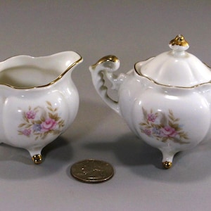 Vintage Lefton (Japan) Mini Creamer and Covered Sugar #7051