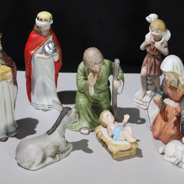 Lefton "The Bethlehem Collection" Ceramic Nativity Set, 8 Pieces (1986)