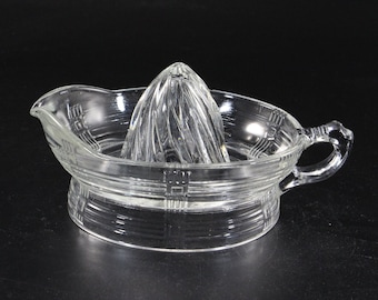 Hazel Atlas Crisscross Pattern Reamer (aka Juicer), ca. 1930s