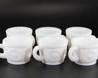 Set of 6 Vintage L. E. Smith Glass,  Heritage Line, Aztec Pattern, Milk Glass Punch Cups