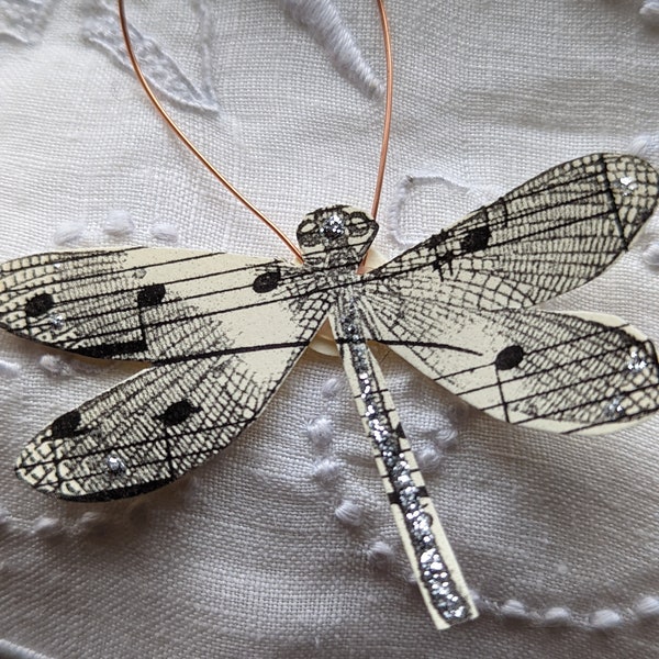 Music Paper dragonflies on copper wire -Set of 3