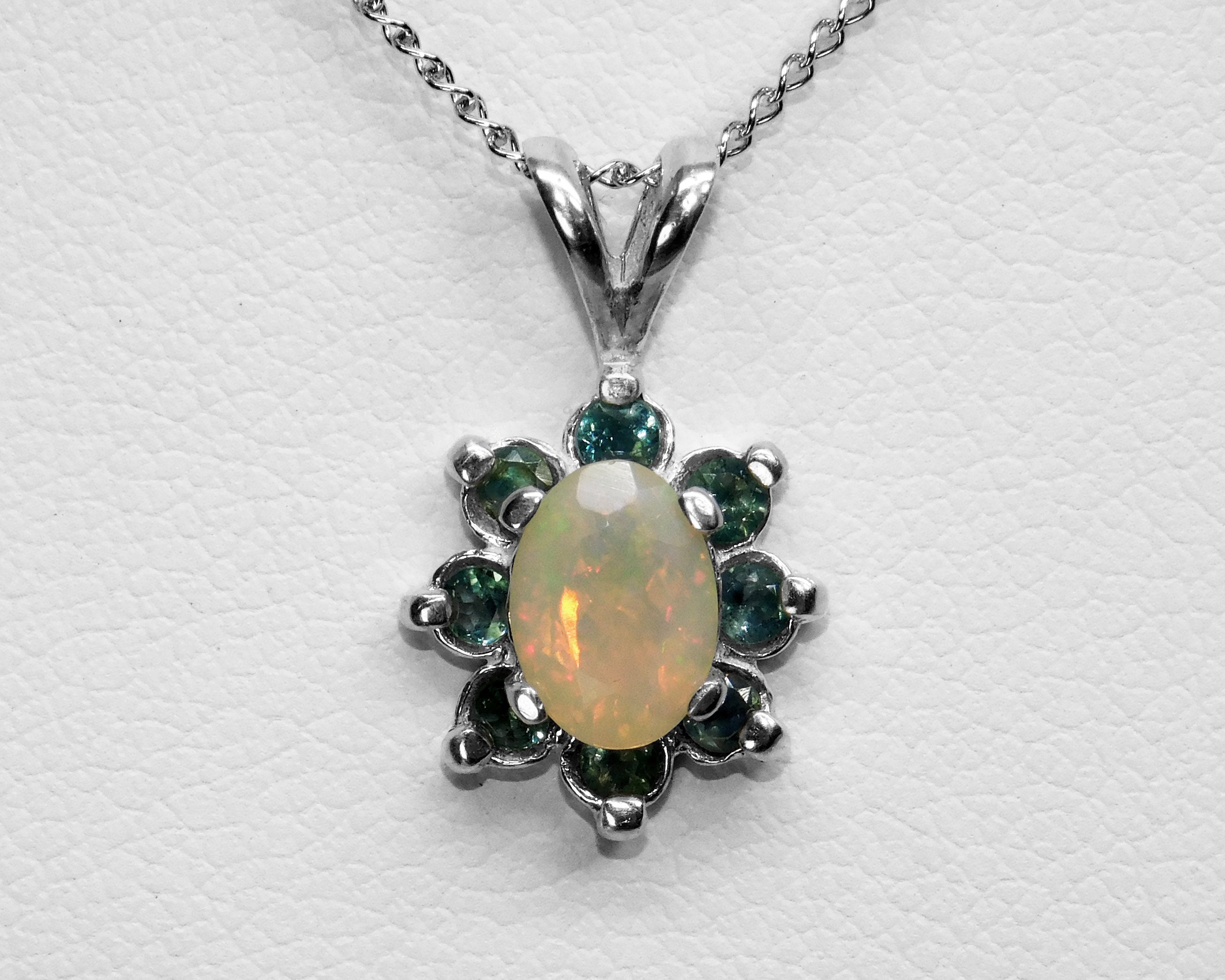 Alexandrite and Opal Pendant in Sterling Silver - Etsy Sweden