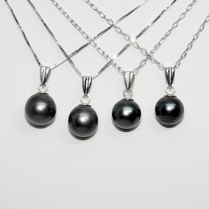 Tahitian Pearl Pendants in Silver, Choice