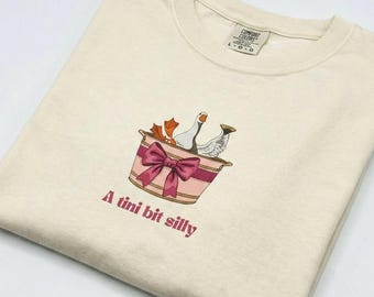 Silly Goose Martini Shirt | A Tini Bit Silly | Flirty Bow Aesthetic Tee | Funny Drinking Pun Shirt | Cute Brunch Top | Bachelorette