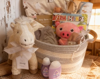 Welcome to the farm Baby Gift Basket –New Arrival & Baby Shower Set