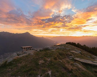 Mountain Sunset Landscape Photo, Nature Wall Art (Digital Download)