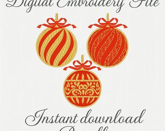 Peut inclure: Lot de fichiers de broderie numérique avec trois motifs de boules de Noël rouges et dorées. Chaque ornement a un motif unique et un nœud rouge. Le texte "Digital Embroidery File" et "Instant download Bundle" est également inclus.