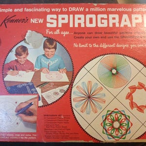 Vintage Kenner's  Spirograph No. 401 drawing set from 1967 Complete No Pens