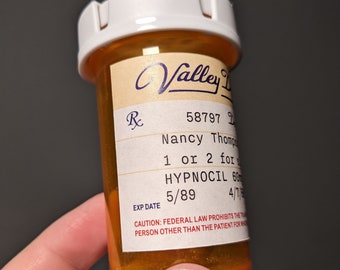 Nightmare on Elm Street movie prop replica - Nancy's prescription Hypnocil bottle