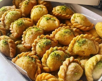 Qutab crujiente de pistacho y nuez: Pastel persa hecho a mano