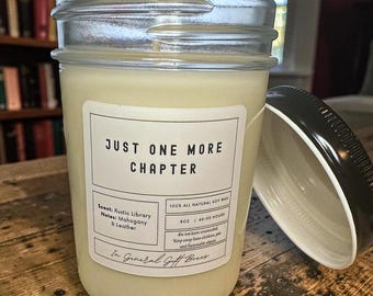 Rustic Library Candle – Mahogany Leather Scent, 8oz Soy Wax Book Lover Gift