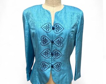 Vintage Seide Adriana Papell 100% Seide hellblauer Blazer mit gestickten Herzdetails Größe 6 lange Ärmel