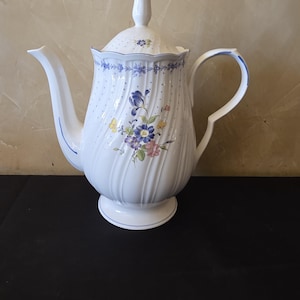 Vintage Nikko Vanessa Blue Peony Coffee Pot 9x8, Green Backstamp Japan Porcelain Teapot, Swirl Floral Ceramic Tableware, 1980s China