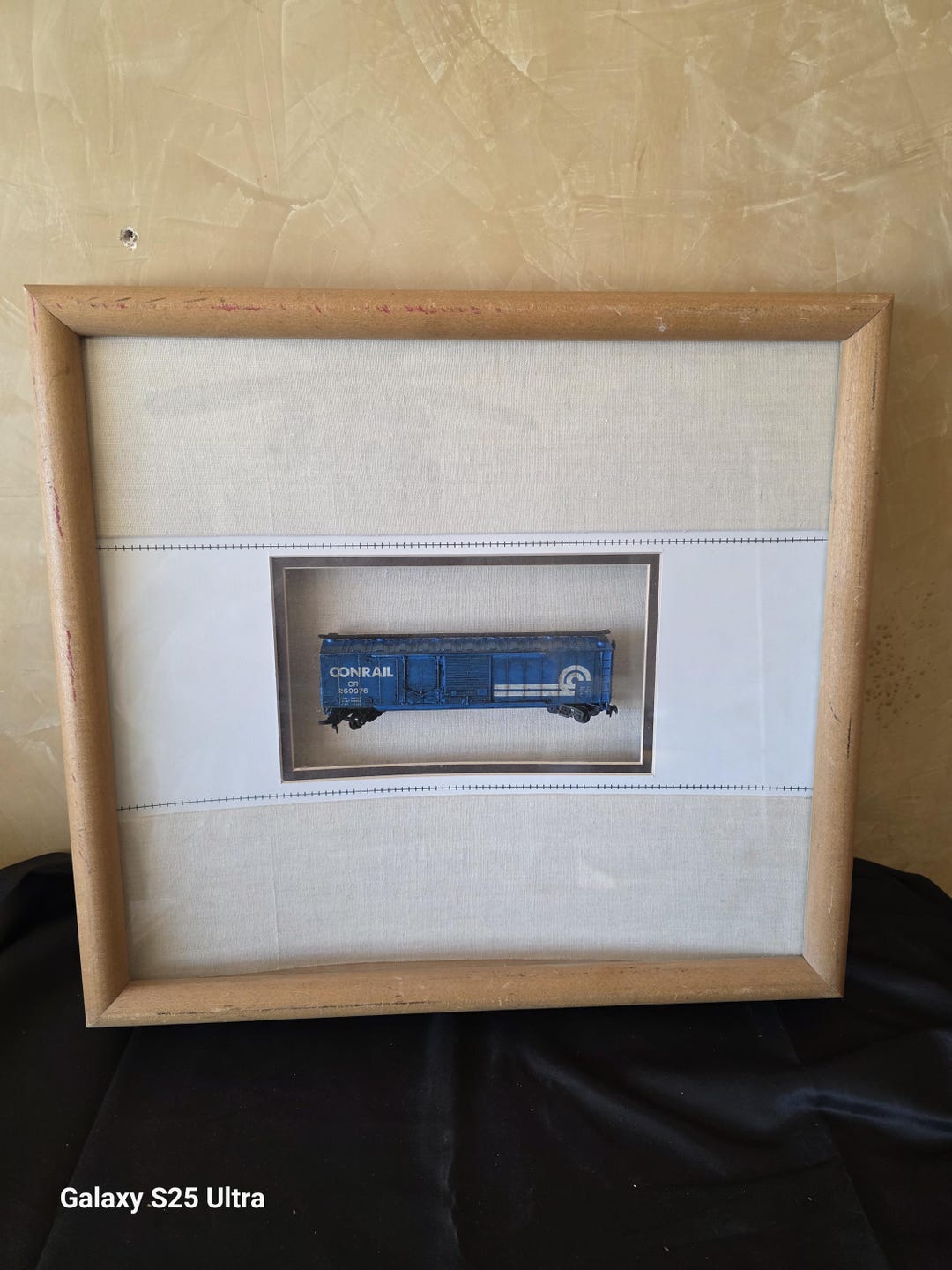 Model Train Shadow Framed Conrail Model Railroad Boxcar Shadow Box Item #jp9502 Guild ...