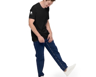 Camiseta negra con logo de dados RNG en la manga - Camiseta minimalista, cómoda y sin adornos