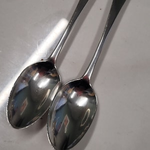 antique Georgian silver 1802 pair of tea spoons