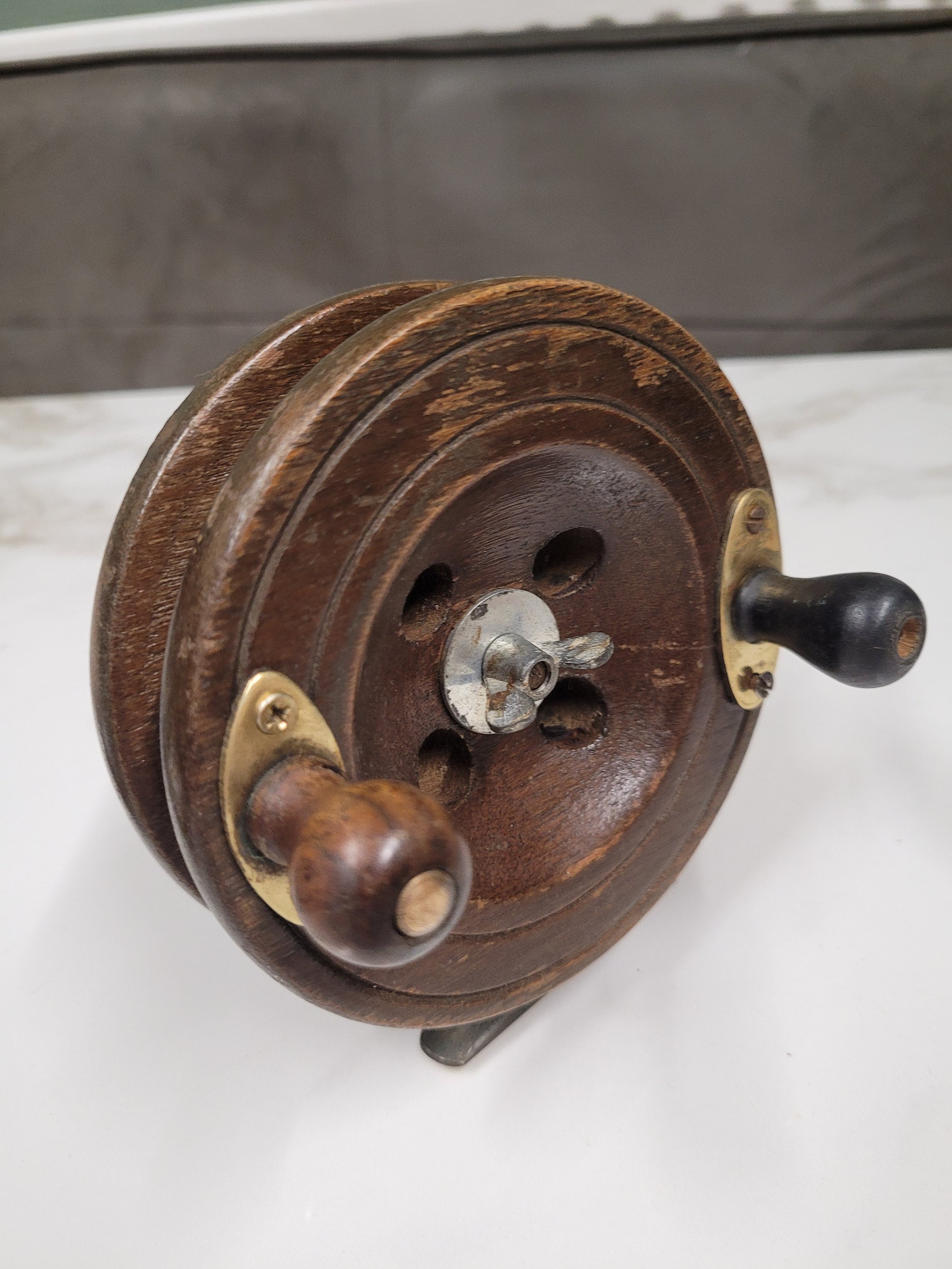 Category: FLY REELS ANTIQUE & CHARACTER