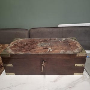antique Georgian period mahogany  writing box