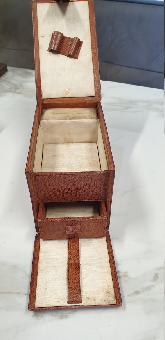 antique small brown leather jewellery box - image 2