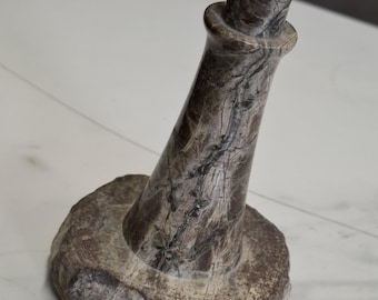 antiker Leuchtturm Briefbeschwerer aus Serpentin Granit
