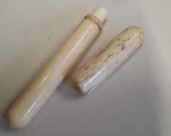 antique simple natural sewing needle case