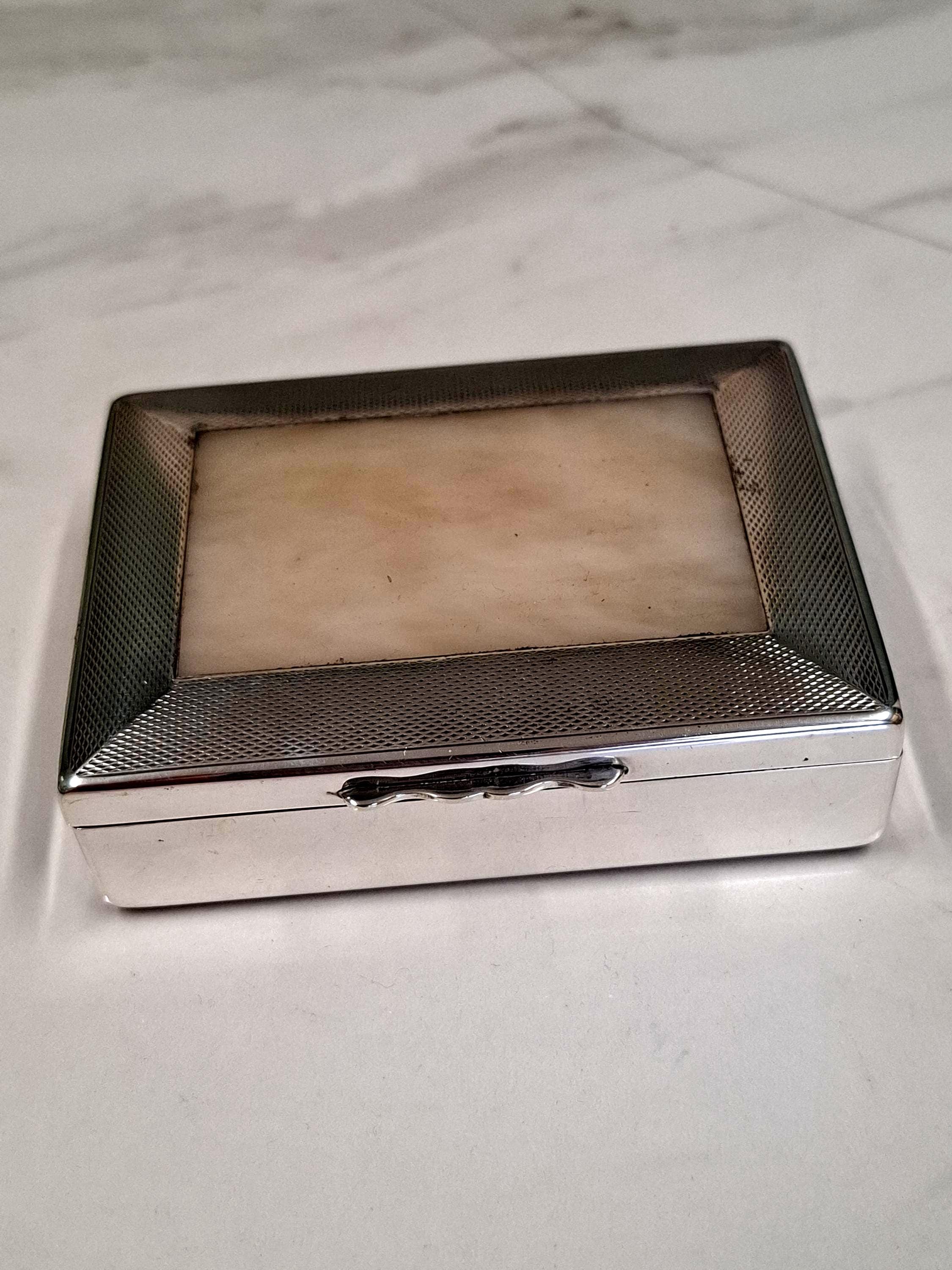 cigarettes in uk What's going on with cigarette packets as menthol cigarettes are banned from 2020 cigarettes in uk What's going on with cigarette packets as menthol cigarettes are banned from 2020