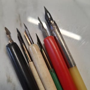 vintage 6 x canetas de plástico sortidas