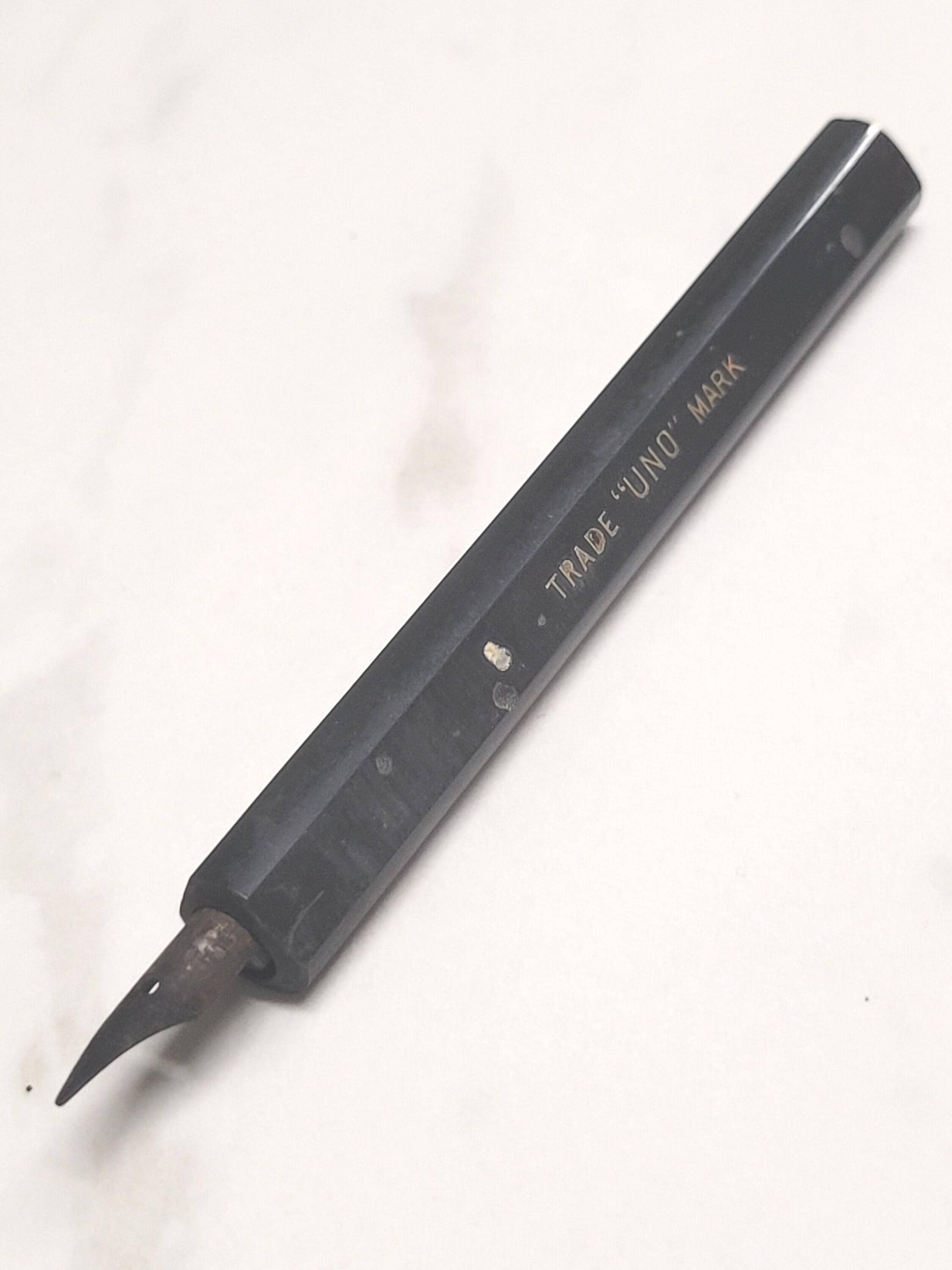 vintage black plastic uno chunky dip pen