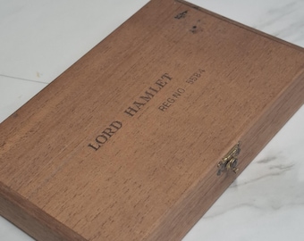 vintage lord hamlet cigar box