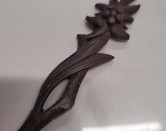antique black forest hand carved floral wood dip pen