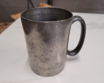 antique pewter half pint tankard