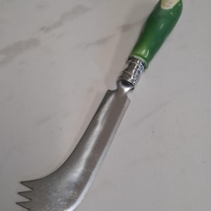 antique green ceramic handle silver plate cheese serving cutlery
