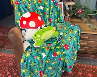 Frog Blanket - Teal - cosy throw - coorie - baby blanket - frogs - pond life - fairytale - nature - amphibian - frog core