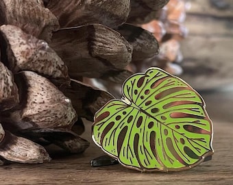 Enamel Pin: Monstera - Cheeseplant - Leaf - Plant Lover - Limited Edition