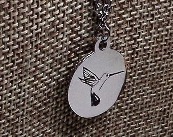 Collier pendentif colibri acier inoxydable médaillon colibri, cadeau amitié et légende amérindienne du colibri, cadeau pour femme