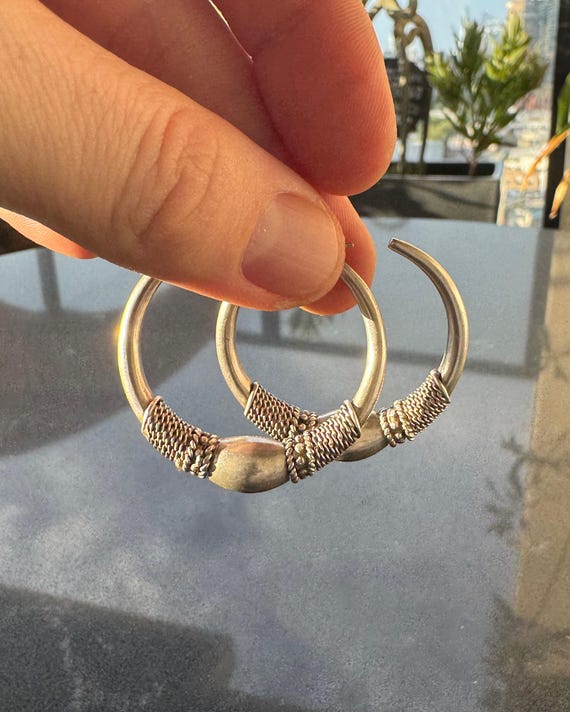 Vintage Sterling Silver Textured Hoop Earrings with Woven Wire Detail