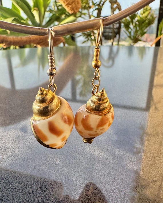 Vintage Gilt Shell Drop Earrings Coastal Statement