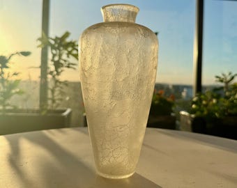 Frosted Crackle-Glass Vase with Ice Texture