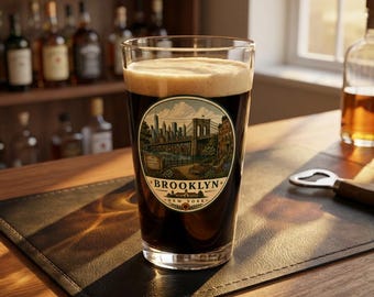 Bicchiere da pinta con illustrazione vintage del Ponte di Brooklyn / Bicchiere con skyline di New York