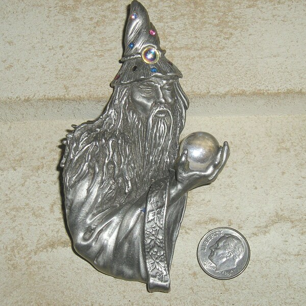 Signed J.J. Large Rhinestone Wizard Brooch With Glass Crystal Ball. Nice Detail 1980's Vintage Jewelry 7078