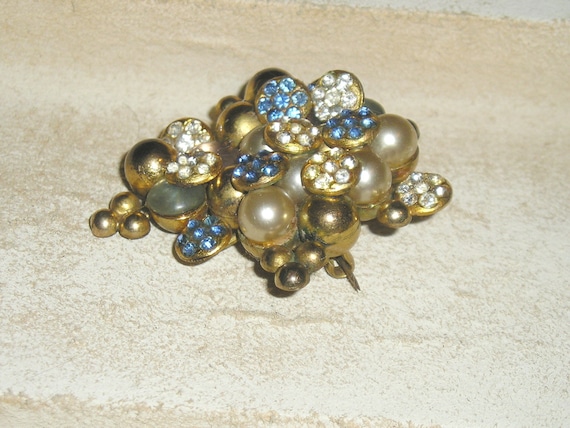 Art Deco Era Brass Unsigned Miriam Haskell Brooch… - image 2