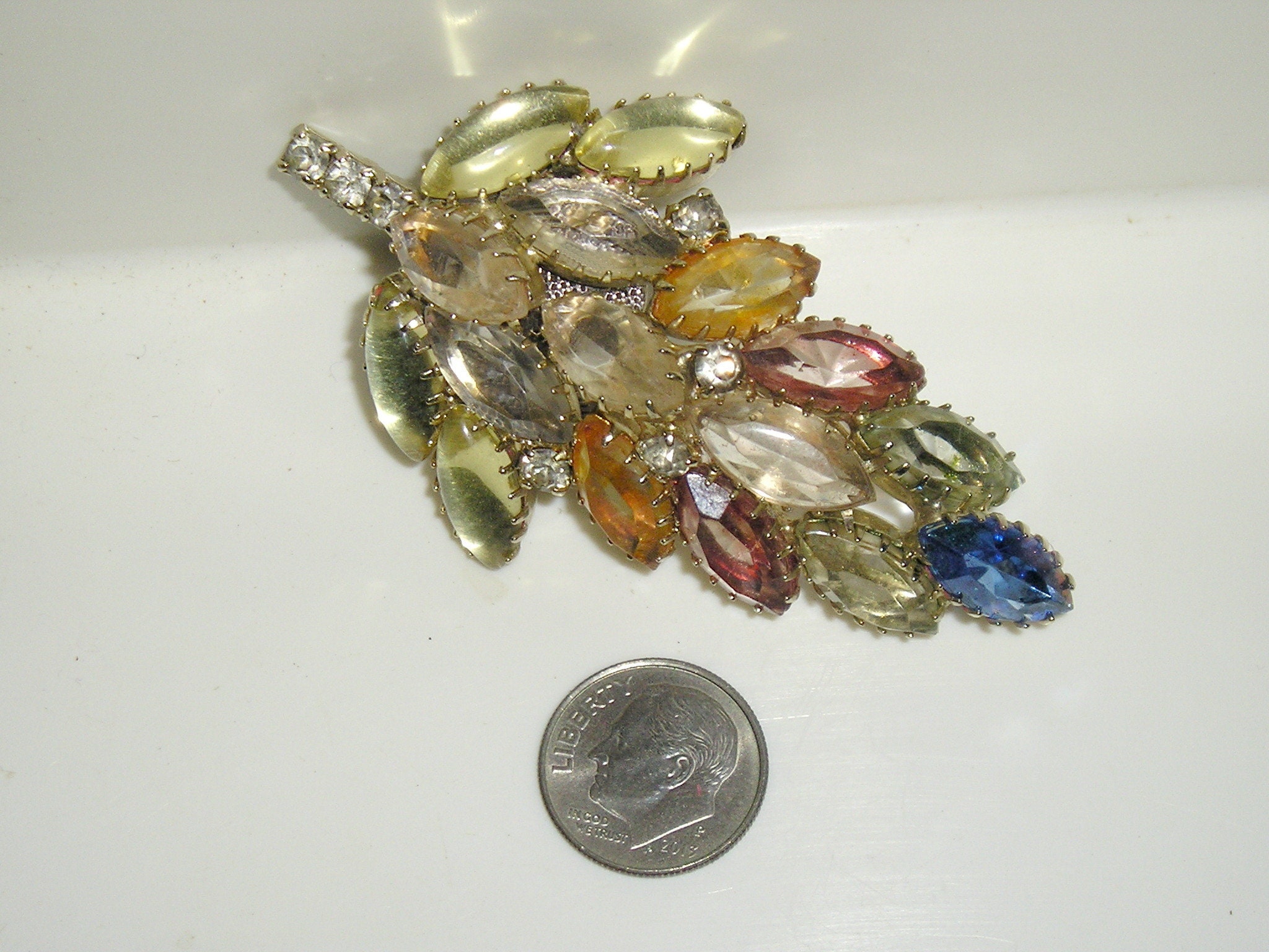 【お1人様1点限り】 Vintage Juliana Classic Pin. Brooch Rhinestone Multicolored その他