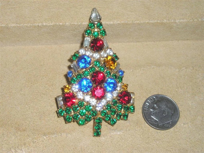 Gorgeous Vintage Signed Eisenberg Ice Christmas Tree With Clear Green Red Blue Crystal Rhinestones 1970/'s Jewelry a296b Simply Lovely
