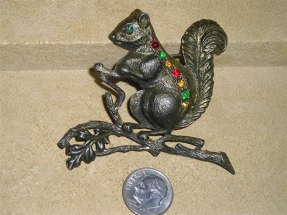Vintage Unsigned Staret Large Rhinestone Squirrel