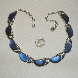 Vintage Signed Lisner Blue Moon Glow Lucite Choker Necklace. Chic! 1960&#39;s Jewelry 2268