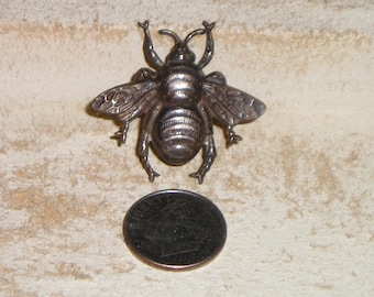 Vintage Signed Joseff For (Joseff of Hollywood) Silver Tone Bee Brooch Pin. Lot Of Fakes Out There This One Is Original. 1940's Jewelry 2000