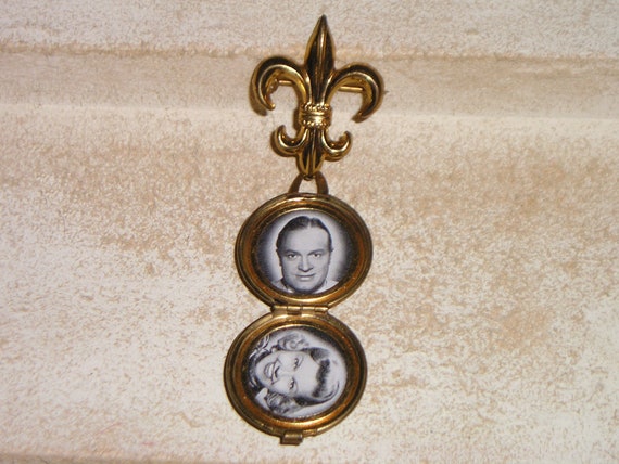 Unsigned Coro Fleur De Lis Two Picture Locket Bro… - image 1